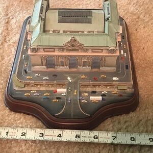 Danbury Mint Grand Central Terminal Figurine